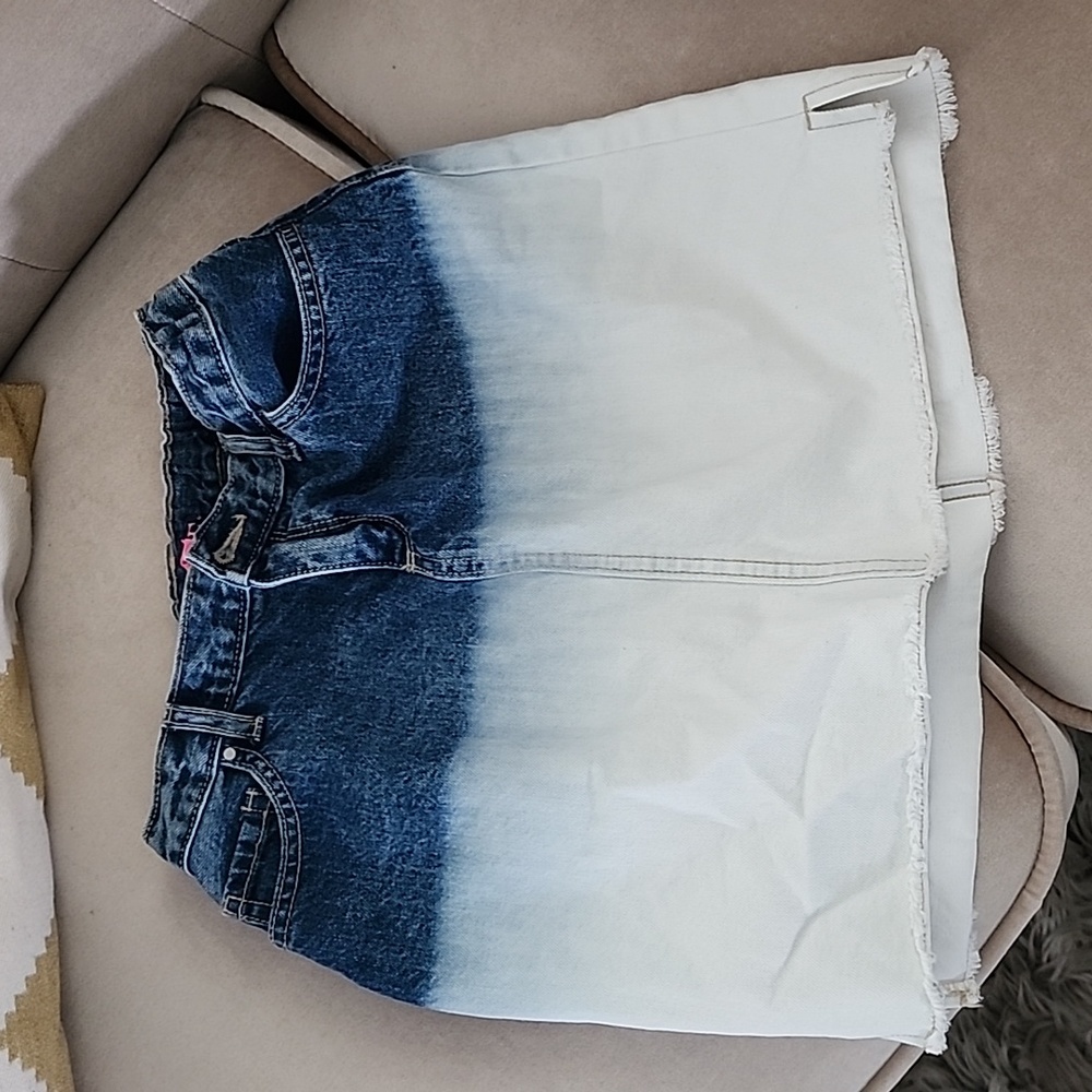 Girls size 12 Children's Place denim skirt. Like new.